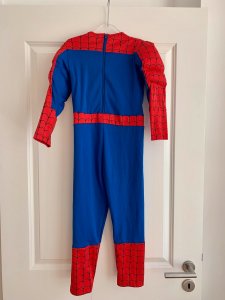 Bezauberndes Spiderman Kostüm abzugeben